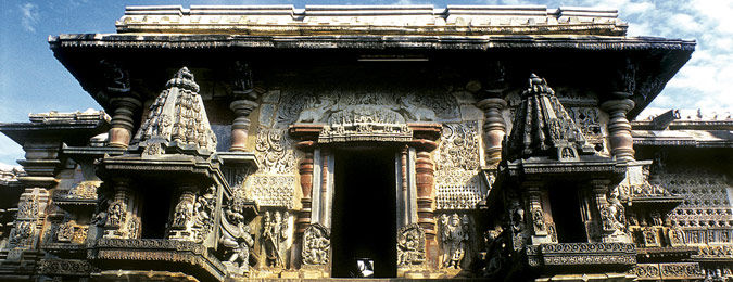 Inde, Temple de Belur, côte Sud-Ouest, temple au Sud de Goa