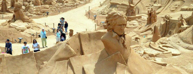 Sculpture de sable au festival international de sculpture de sable d'Algave