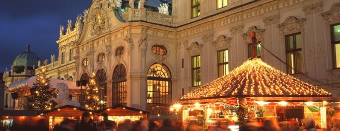 Marché de Noël dans les rues de Vienne en Autriche