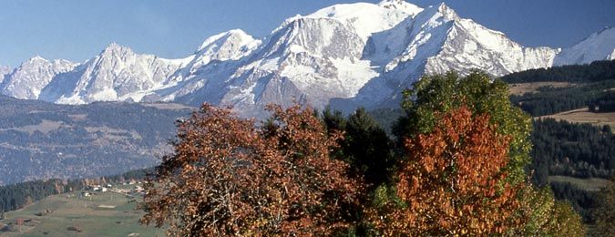 Vue sur la chaine du Mont-Blanc depuis Megève eh Haute-Savoie