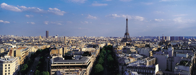Vue aérienne de Paris en Ile de France