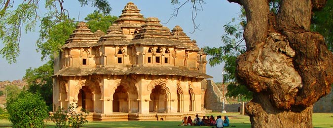 Le Lotus Mahal à Vijayanâgara avec Leclerc Voyages